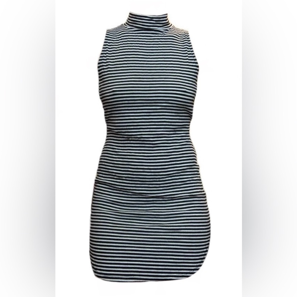 Papaya B&W Striped Dress, Soft Stretchy Black and White - Picture 2 of 10